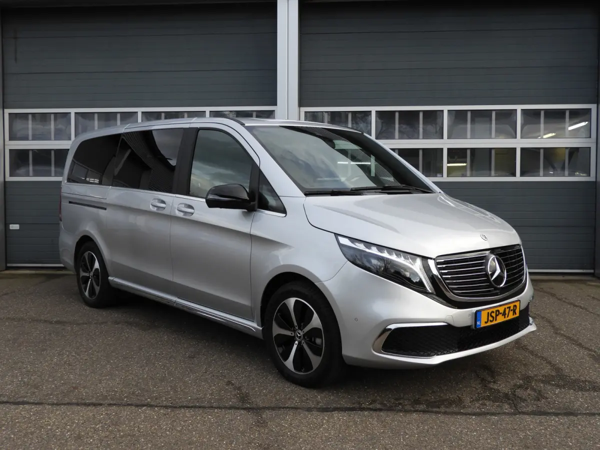 300 L2 90 kWh 8 PERS | LUCHTVERING | 360° CAMERA | DISTRONIC