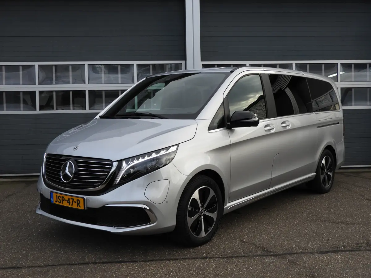 300 L2 90 kWh 8 PERS | LUCHTVERING | 360° CAMERA | DISTRONIC
