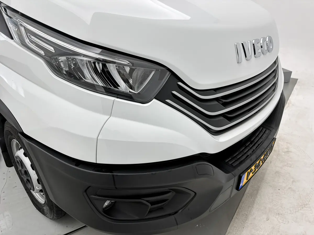 35S18H 3.0 Oprijwagen Led Adaptieve cruise control 3500kg trekhaak Geveerde stoel