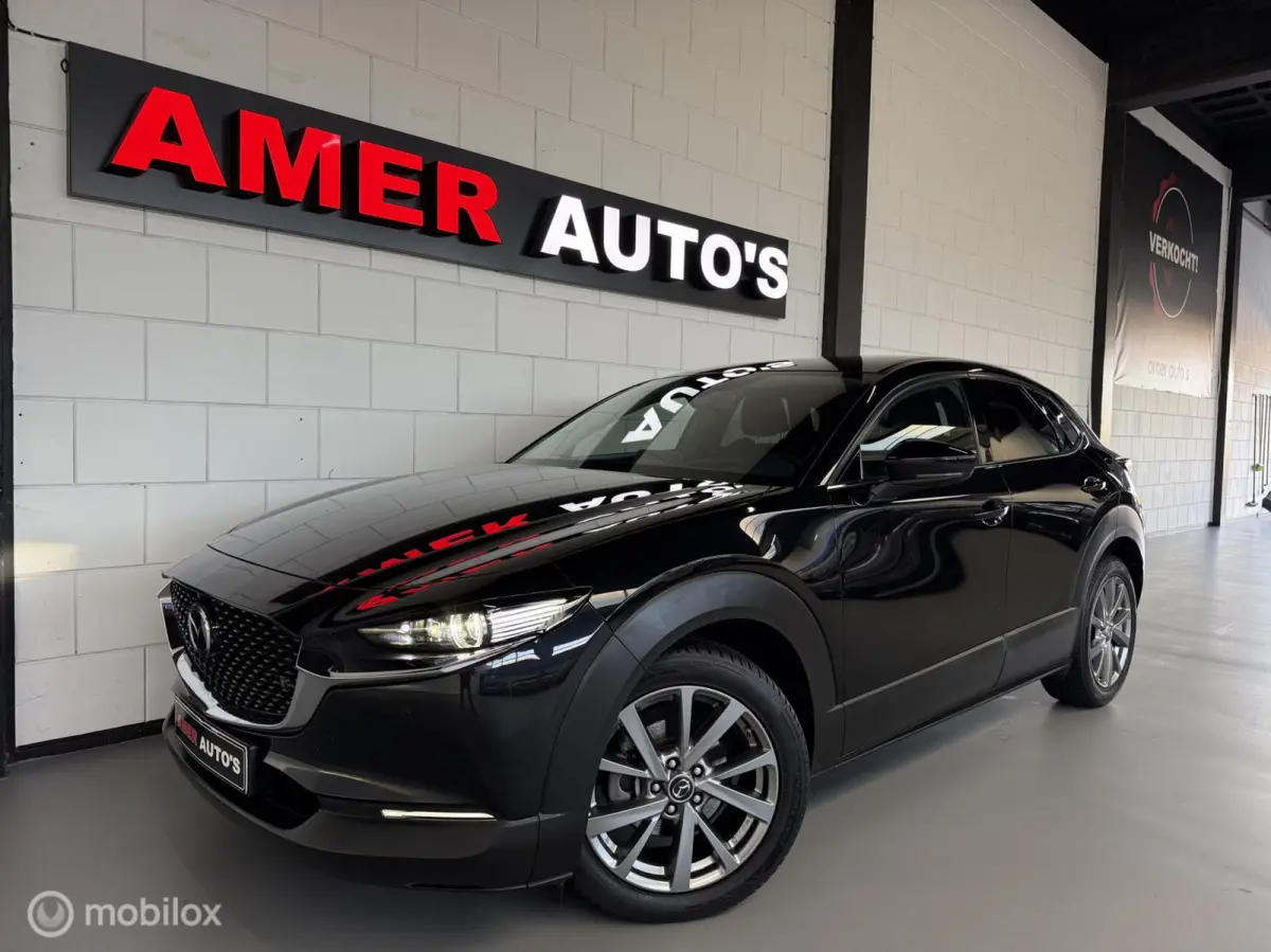 2.0 e-SkyActiv-G M Hybrid/1e eign/360 camera/TOP