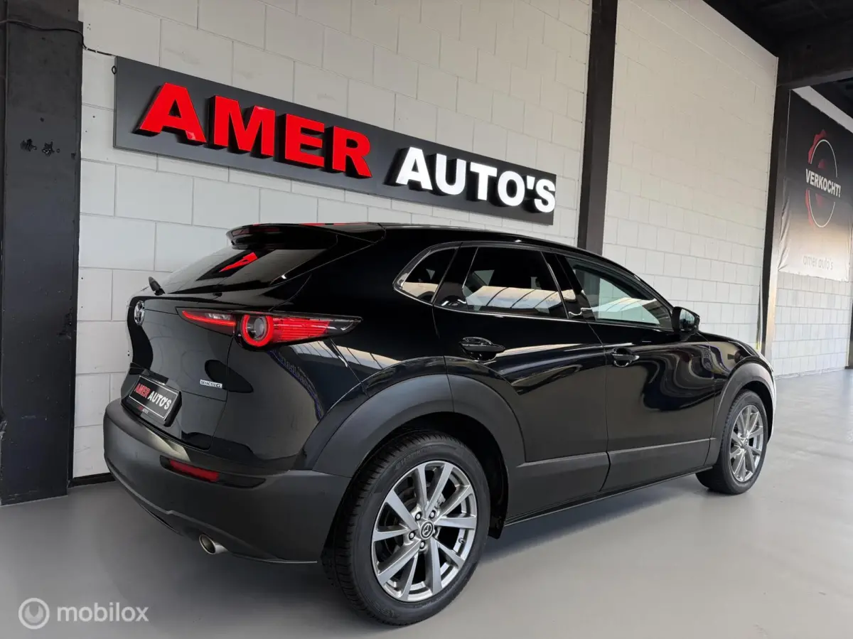 2.0 e-SkyActiv-G M Hybrid/1e eign/360 camera/TOP