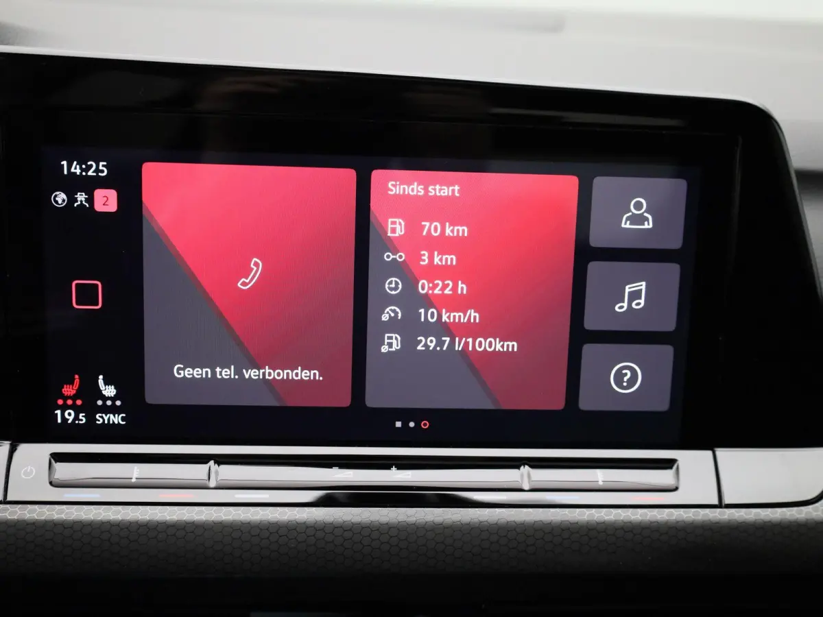 2.0 TSI GTI Clubsport 301 PK| Panoramadak | LED Matrix | Head-Up-Display | Stoelverwarming | Navigatie | Stuurwielverwarming | Achteruitrijcamera | Apple Carplay Draadloos