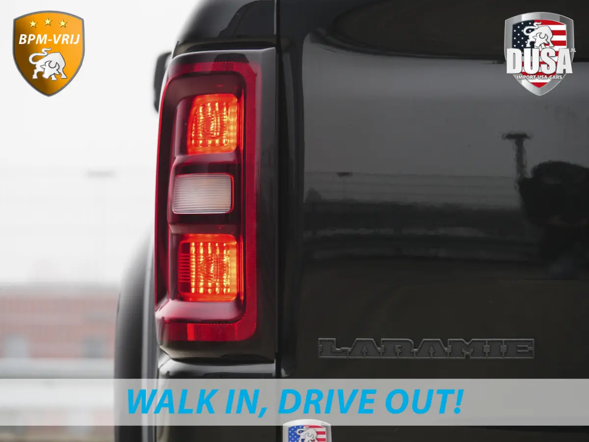 1500 | Laramie | Night | 3.0L I6 Hurricane | 4X4 | BPM-VRIJ | 14,4-inch Touchscreen | Passenger Display | Getoonde accessoires zijn verkrijgbaar tegen meerprijs