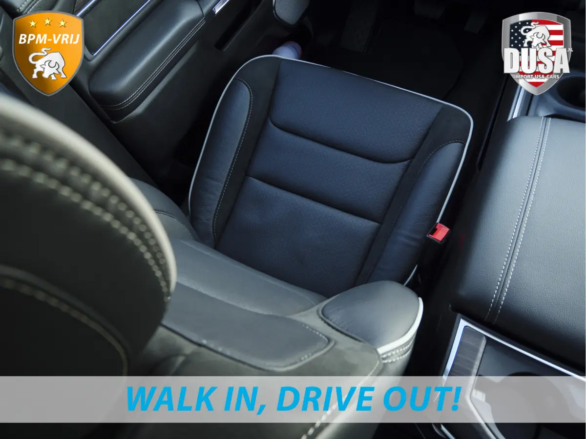 1500 | Laramie | Night | 3.0L I6 Hurricane | 4X4 | BPM-VRIJ | 14,4-inch Touchscreen | Passenger Display | Getoonde accessoires zijn verkrijgbaar tegen meerprijs