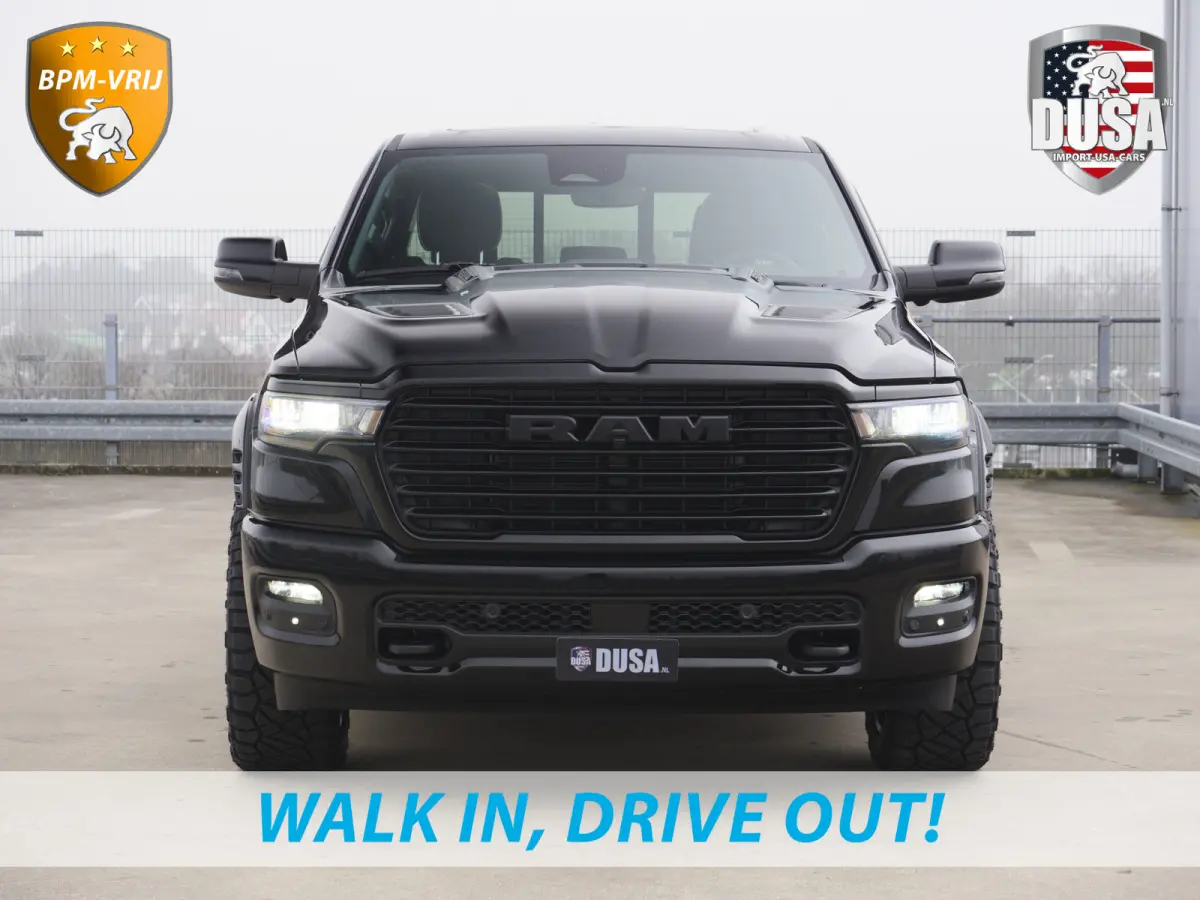 1500 | Laramie | Night | 3.0L I6 Hurricane | 4X4 | BPM-VRIJ | 14,4-inch Touchscreen | Passenger Display | Getoonde accessoires zijn verkrijgbaar tegen meerprijs