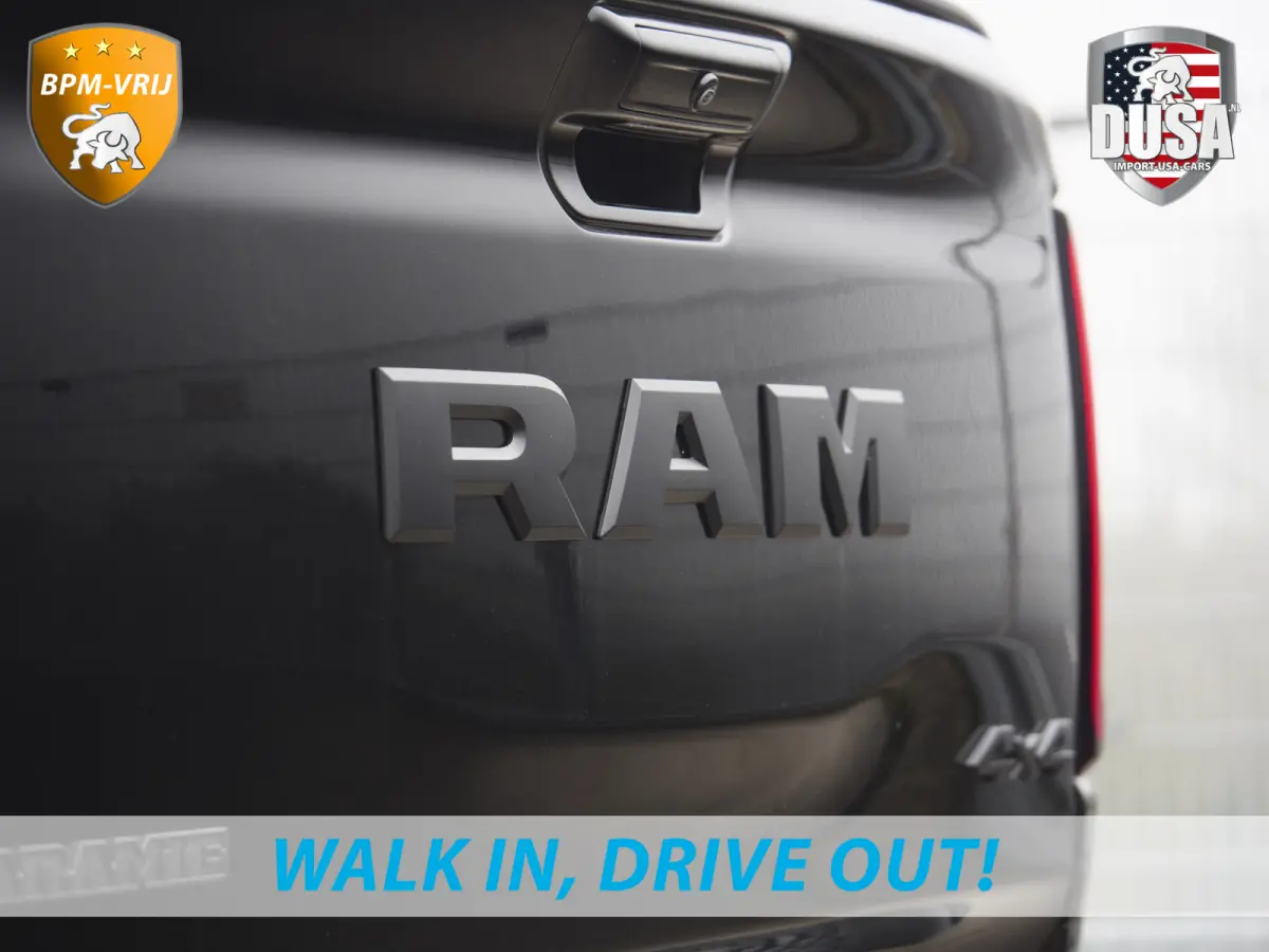 1500 | Laramie | Night | 3.0L I6 Hurricane | 4X4 | BPM-VRIJ | 14,4-inch Touchscreen | Passenger Display | Getoonde accessoires zijn verkrijgbaar tegen meerprijs