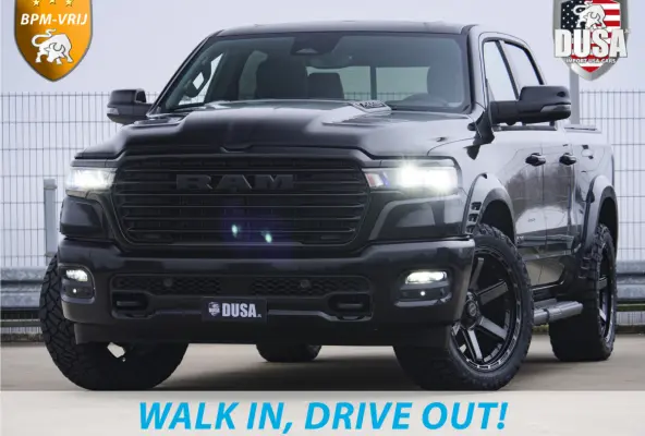 1500 | Laramie | Night | 3.0L I6 Hurricane | 4X4 | BPM-VRIJ | 14,4-inch Touchscreen | Passenger Display | Getoonde accessoires zijn verkrijgbaar tegen meerprijs