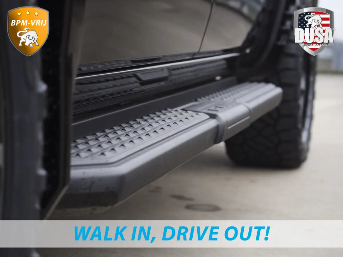 1500 | Laramie | Night | 3.0L I6 Hurricane | 4X4 | BPM-VRIJ | 14,4-inch Touchscreen | Passenger Display | Getoonde accessoires zijn verkrijgbaar tegen meerprijs
