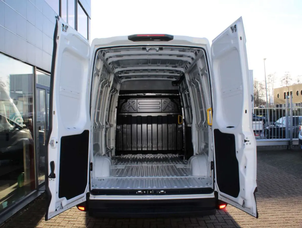 35S18 HA8  3.0 352L H2  Airco/Cruise/Cam/Nav Nieuw