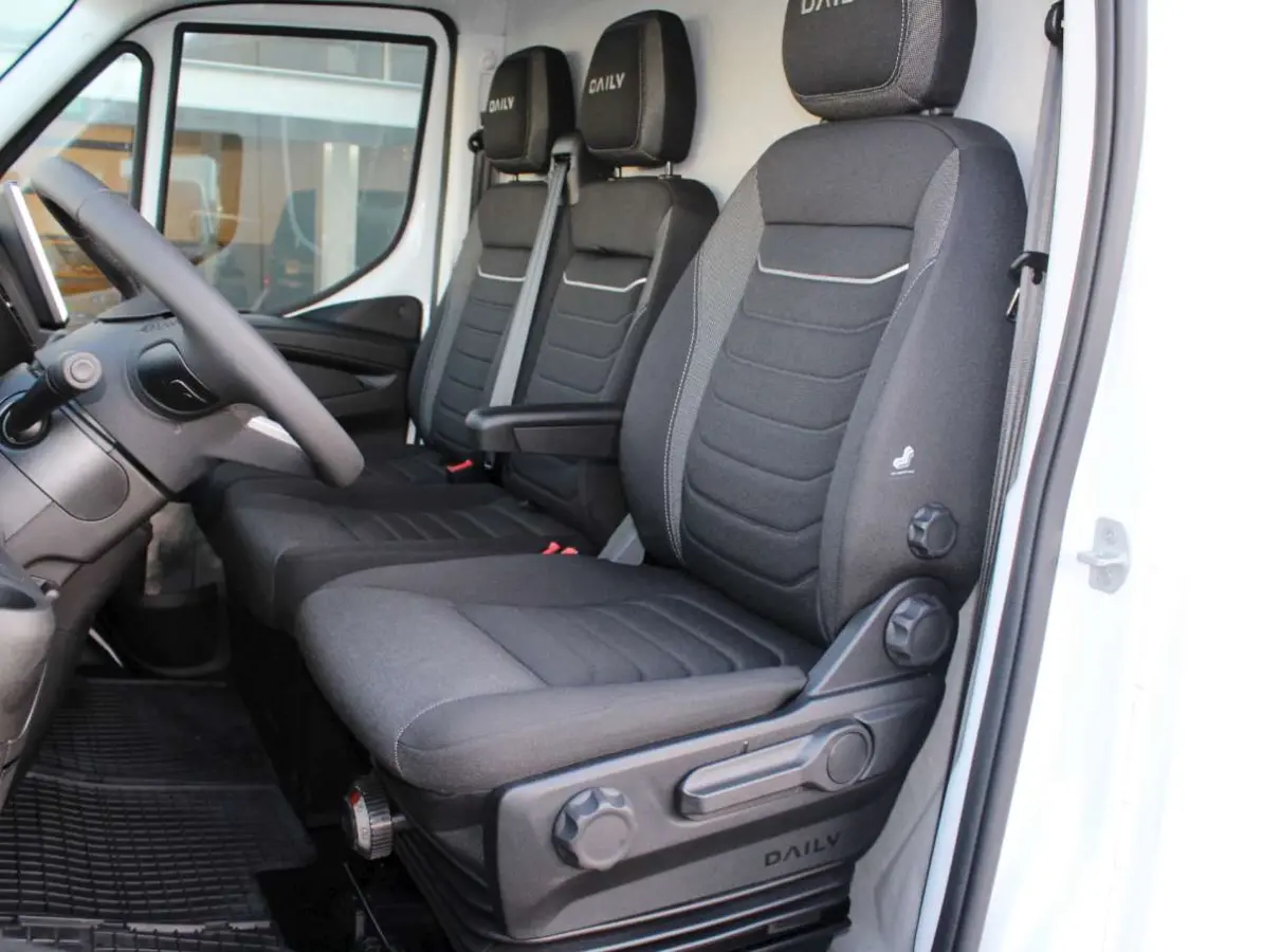 35S18 HA8  3.0 352L H2  Airco/Cruise/Cam/Nav Nieuw