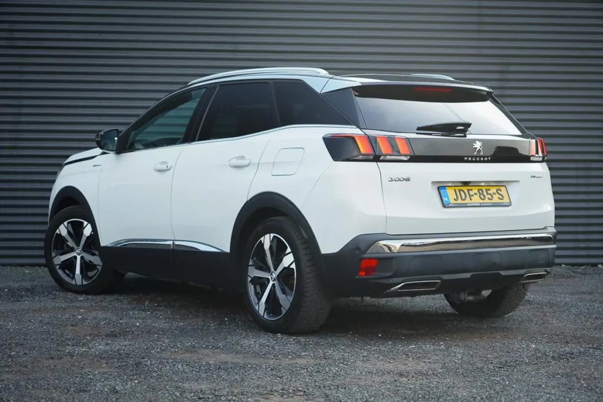 1.6 HYbrid4 300 Première Pack Avantage GT / Pano / Stoelverwarming / Leder / Massage