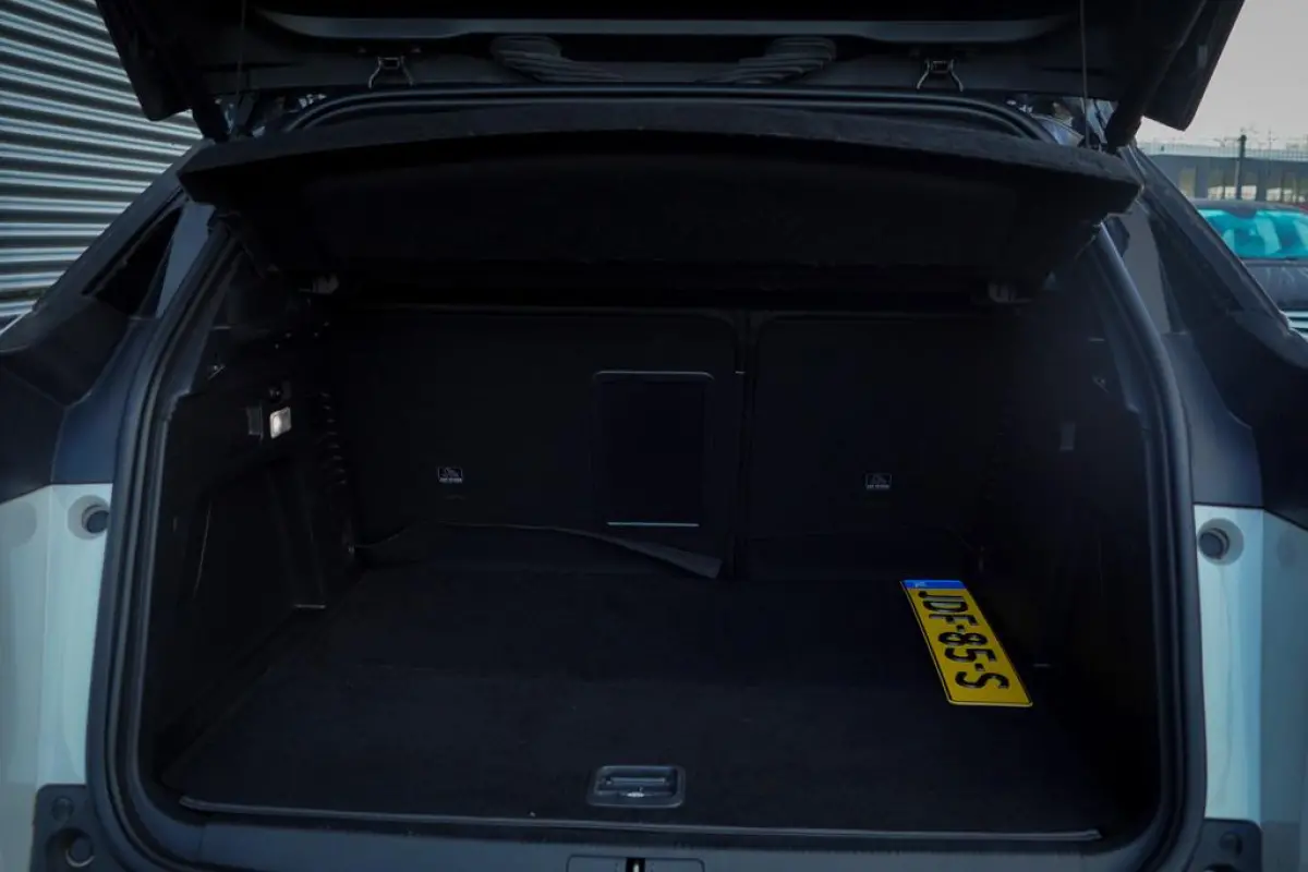 1.6 HYbrid4 300 Première Pack Avantage GT / Pano / Stoelverwarming / Leder / Massage