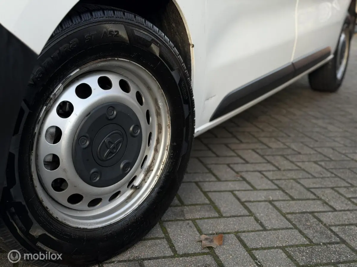 2.0 D-4D Cool 3P -CC-AIRCO- *INRUIL MOGELIJK*