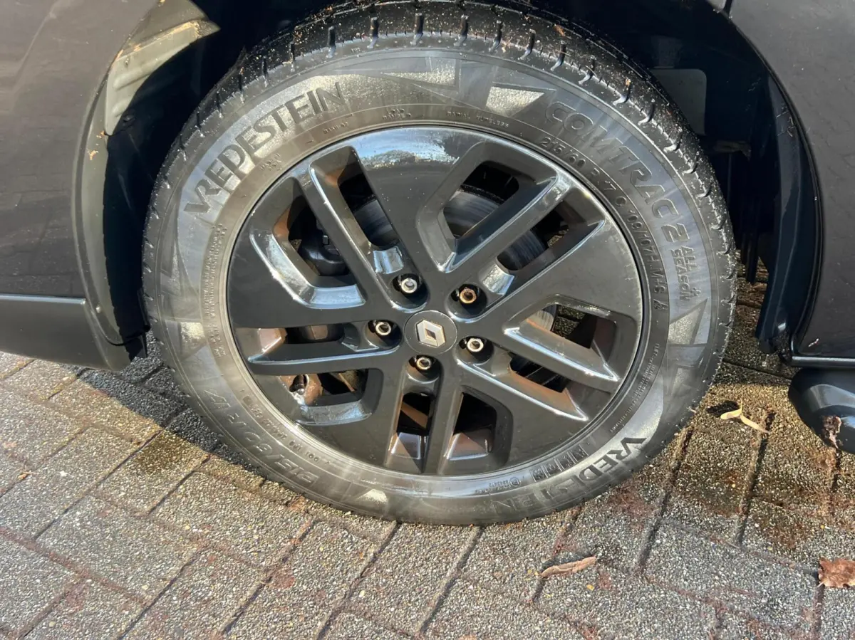 bestel 1.6 dCi T29 L2H1 DC Formula Edition Energy