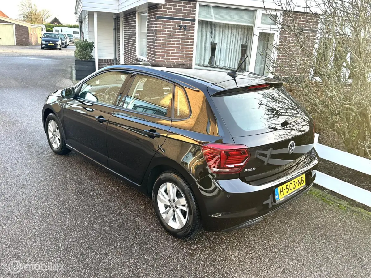 1.0 TSI 95PK DSG AUTOMAAT COMFORTLINE AIRCO PARKEERSENSOREN CARPLAY ADAPTIEVE CRUISE CONTROLE NETTE AUTO!!