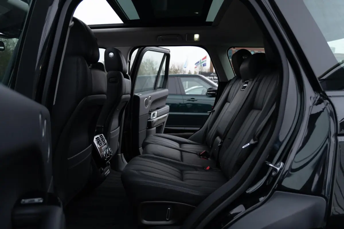 4.4 SDV8 Vogue|2e Eig|Head Up|Soft Close|Stoel Ventilatie / Verwarming|Panoramadak|Meridian|Dealer onderhouden
