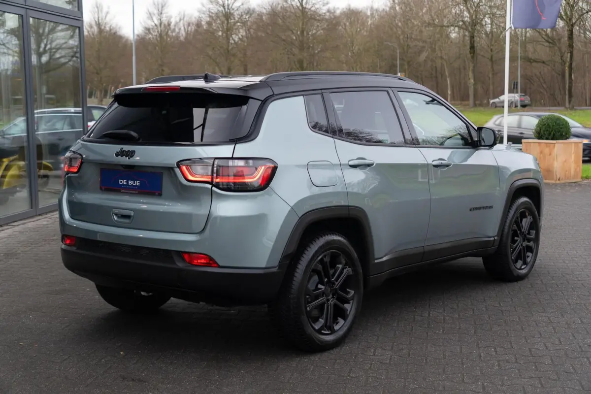 4xe 240 Plug-in Hybrid Electric|Org NL NAP|1 Eig.|SRT|Upland One Earth|CarPlay|LED|BTW Auto|Dealer onderhouden|Uniek