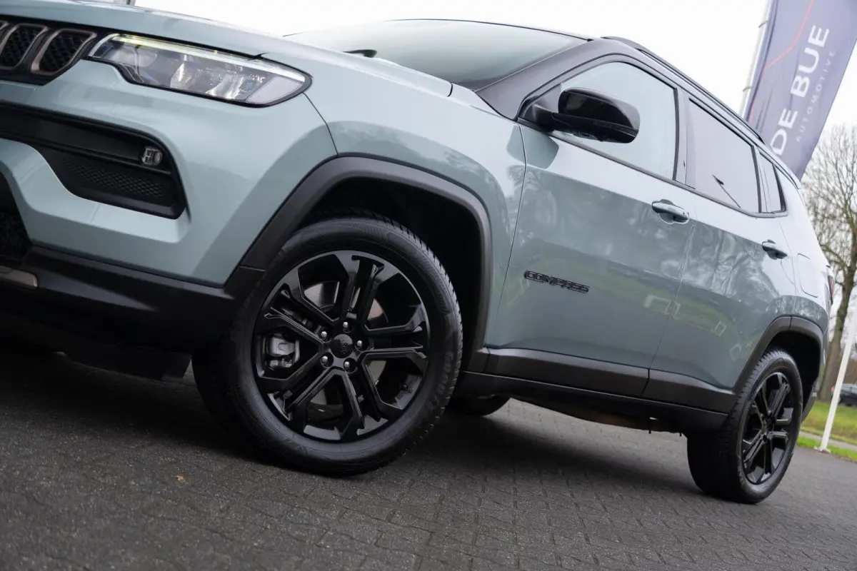 4xe 240 Plug-in Hybrid Electric|Org NL NAP|1 Eig.|SRT|Upland One Earth|CarPlay|LED|BTW Auto|Dealer onderhouden|Uniek