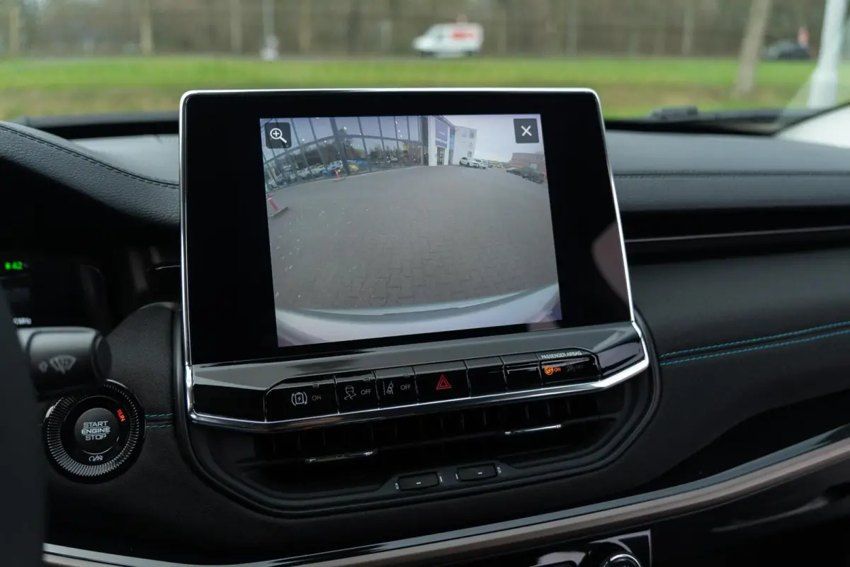 4xe 240 Plug-in Hybrid Electric|Org NL NAP|1 Eig.|SRT|Upland One Earth|CarPlay|LED|BTW Auto|Dealer onderhouden|Uniek