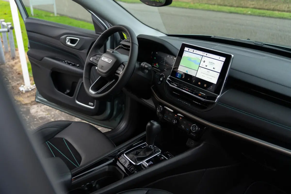 4xe 240 Plug-in Hybrid Electric|Org NL NAP|1 Eig.|SRT|Upland One Earth|CarPlay|LED|BTW Auto|Dealer onderhouden|Uniek