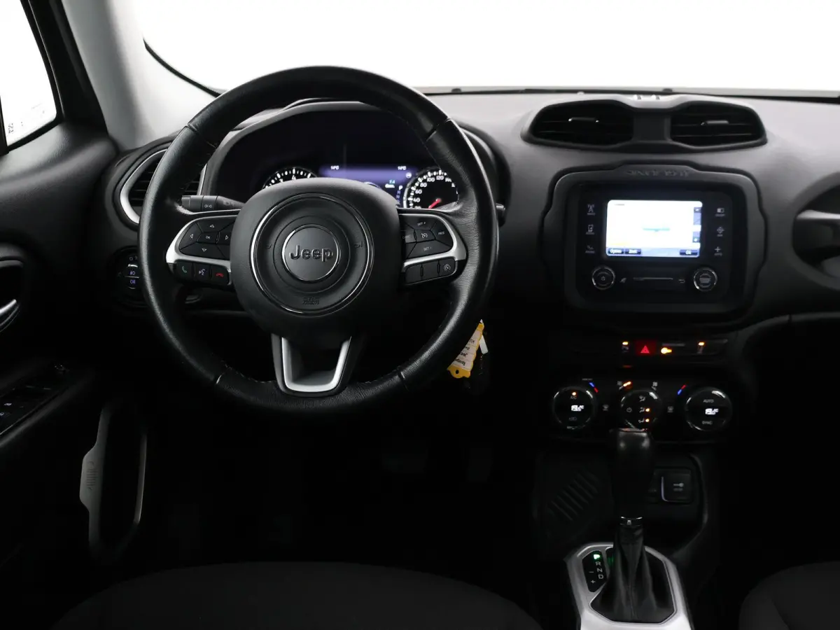1.4 MULTIAIR 140 PK AUT. LIMITED + TREKHAAK | NAVIGATIE