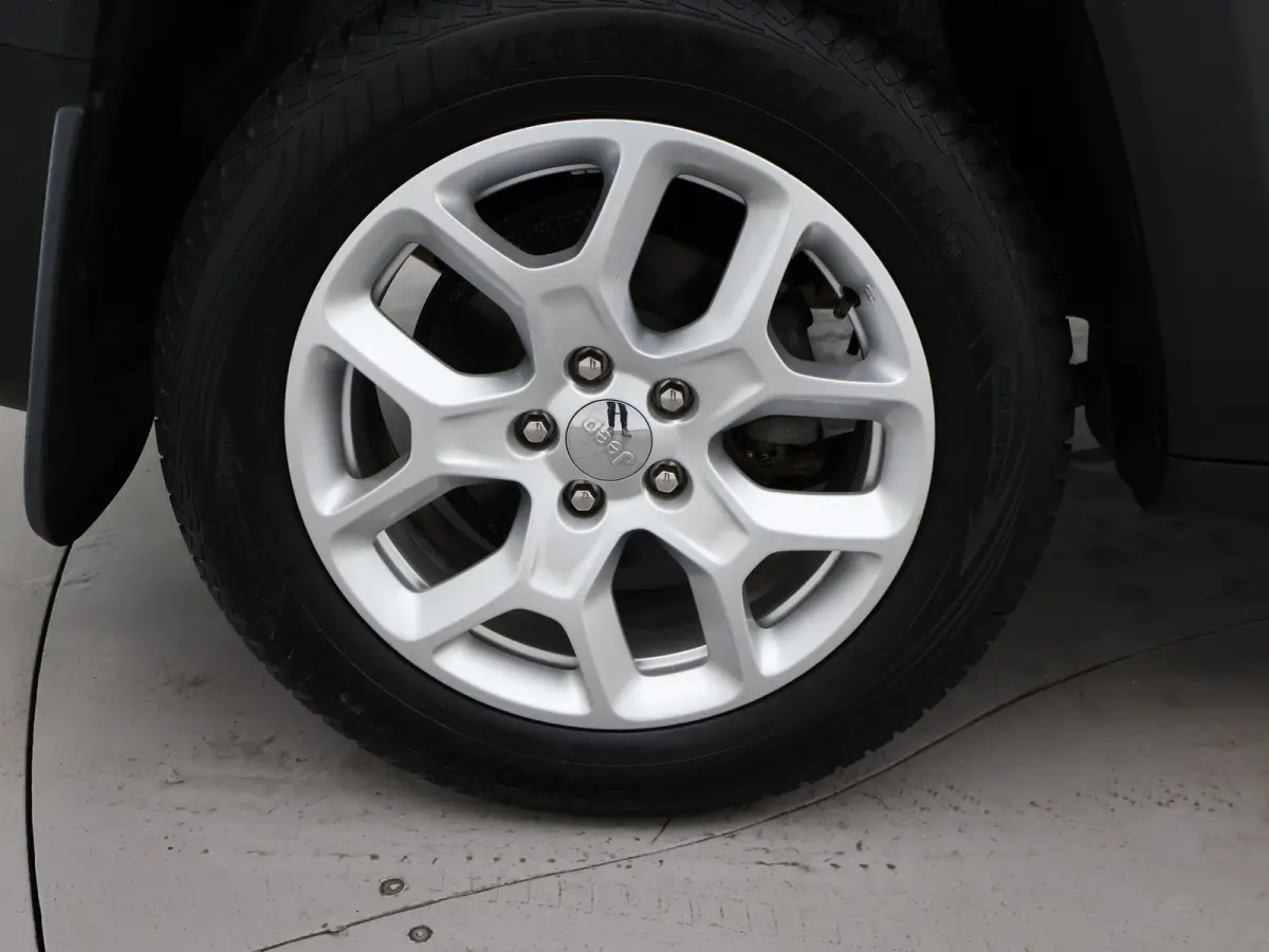 1.4 MULTIAIR 140 PK AUT. LIMITED + TREKHAAK | NAVIGATIE