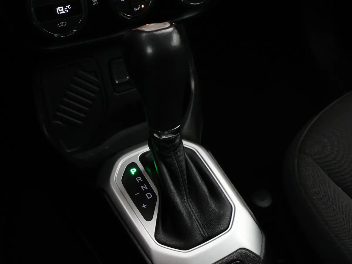 1.4 MULTIAIR 140 PK AUT. LIMITED + TREKHAAK | NAVIGATIE