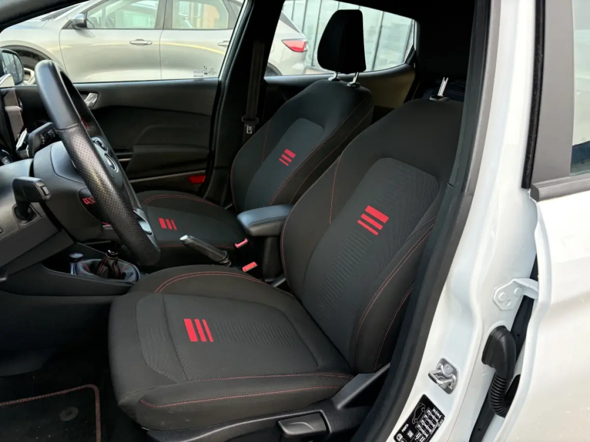 1.0 EcoBoost Hybrid ST-Line