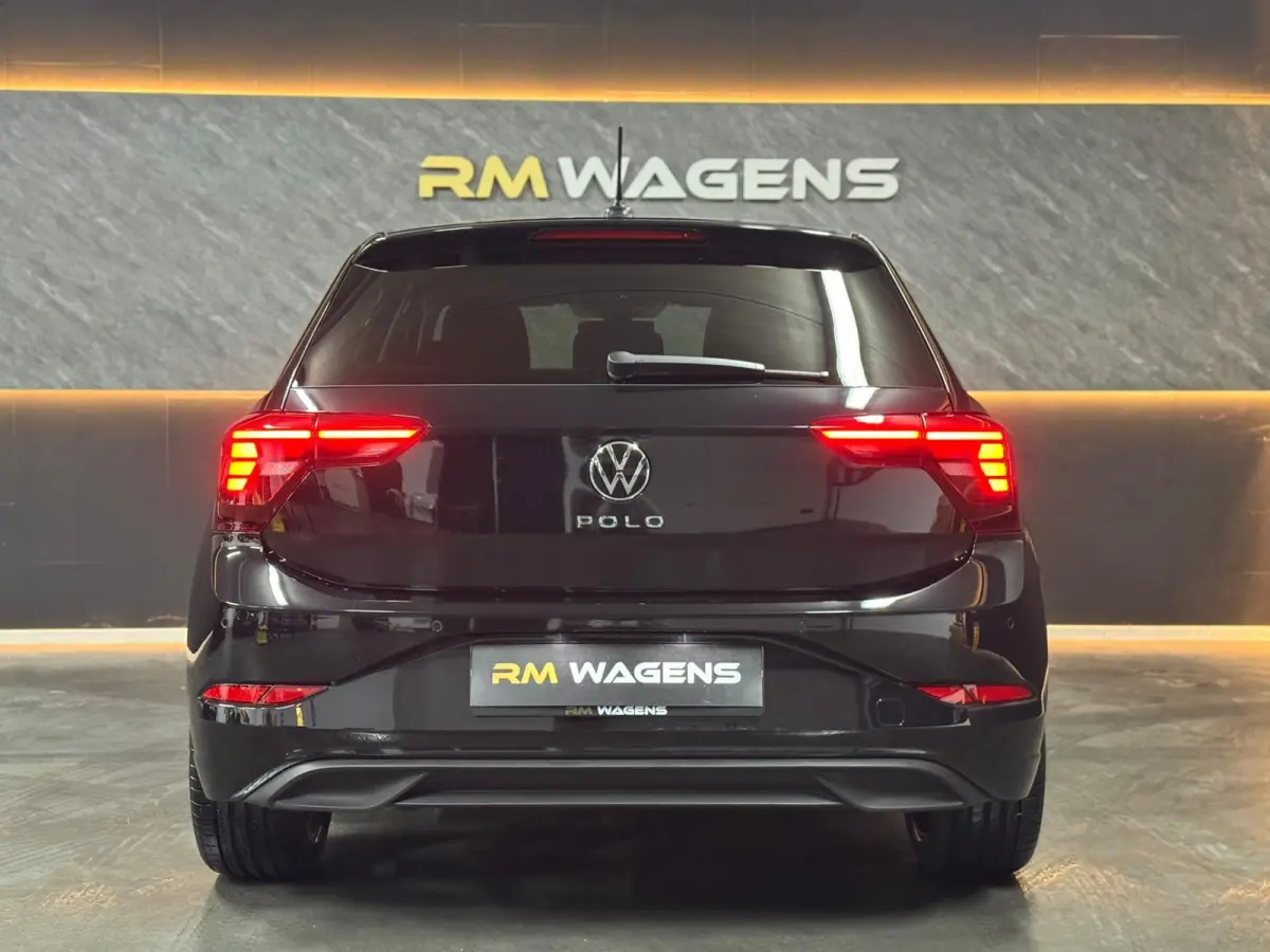 1.0 TSI|CAM|KEYLESS|CARPLAY|18"|FULL DIGITAL|STOELV