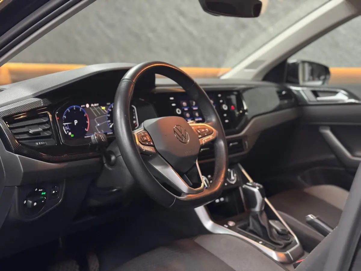 1.0 TSI|CAM|KEYLESS|CARPLAY|18"|FULL DIGITAL|STOELV