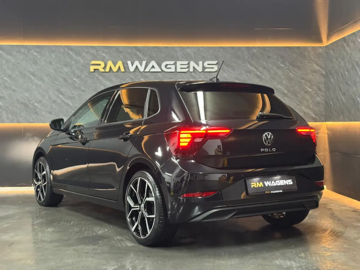 1.0 TSI|CAM|KEYLESS|CARPLAY|18"|FULL DIGITAL|STOELV
