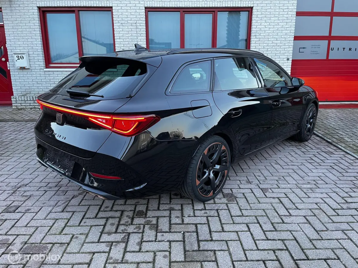 1.4 e-Hybrid Essential Limited