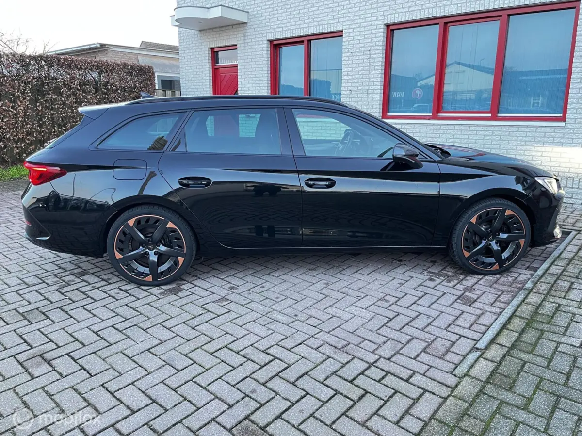 1.4 e-Hybrid Essential Limited