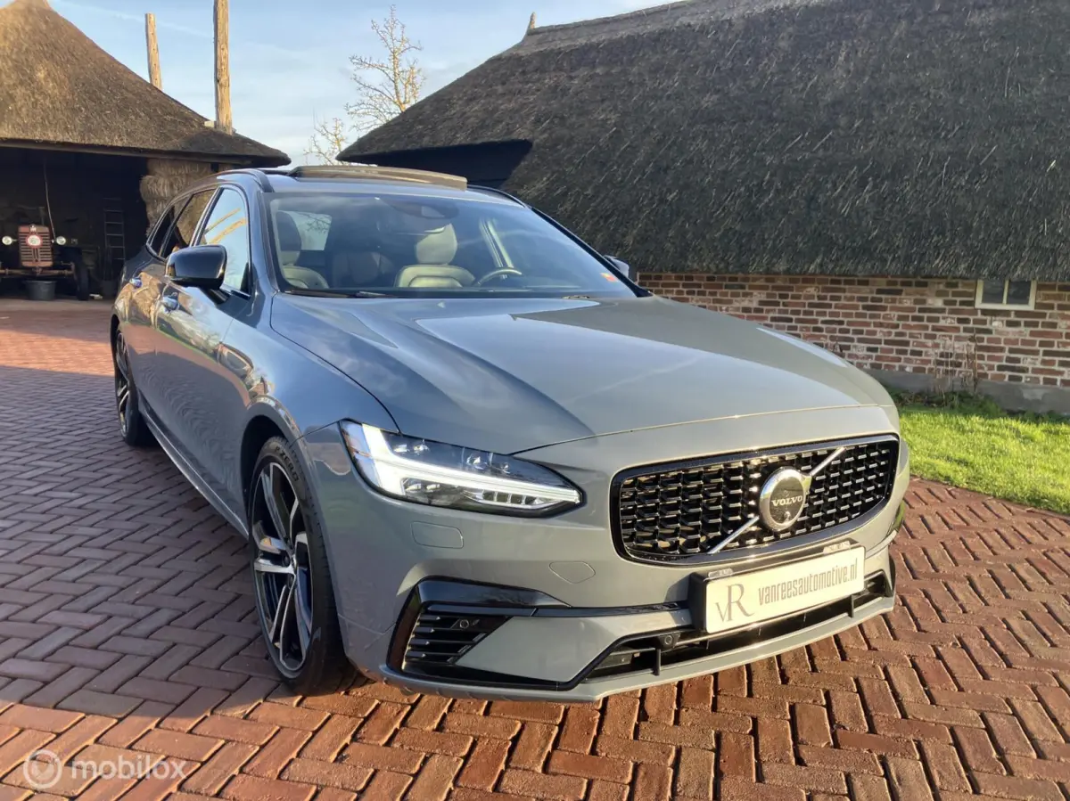T6 AWD R-Design Led/Luchtvering/Harman Kardon/Pano