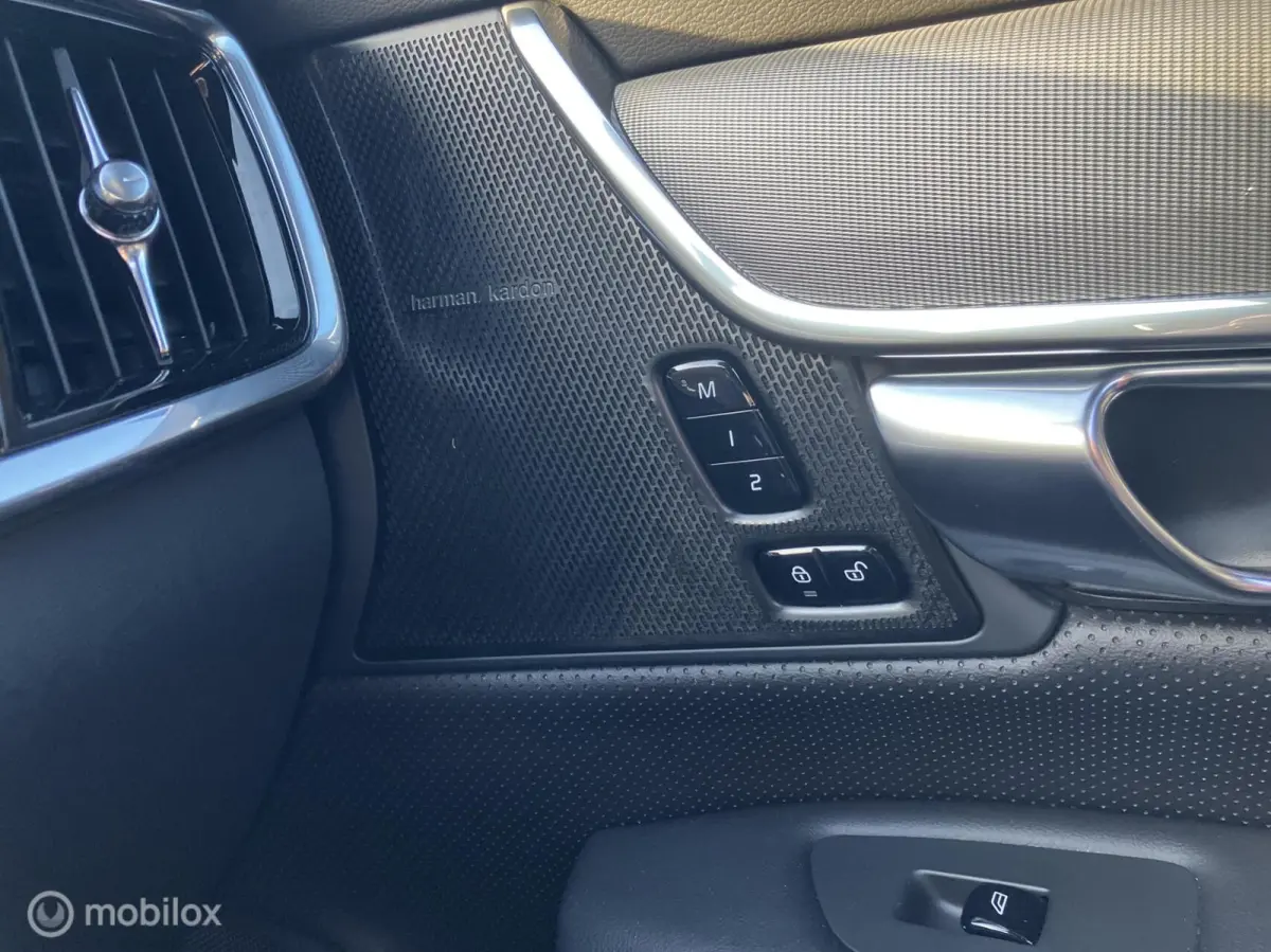 T6 AWD R-Design Led/Luchtvering/Harman Kardon/Pano