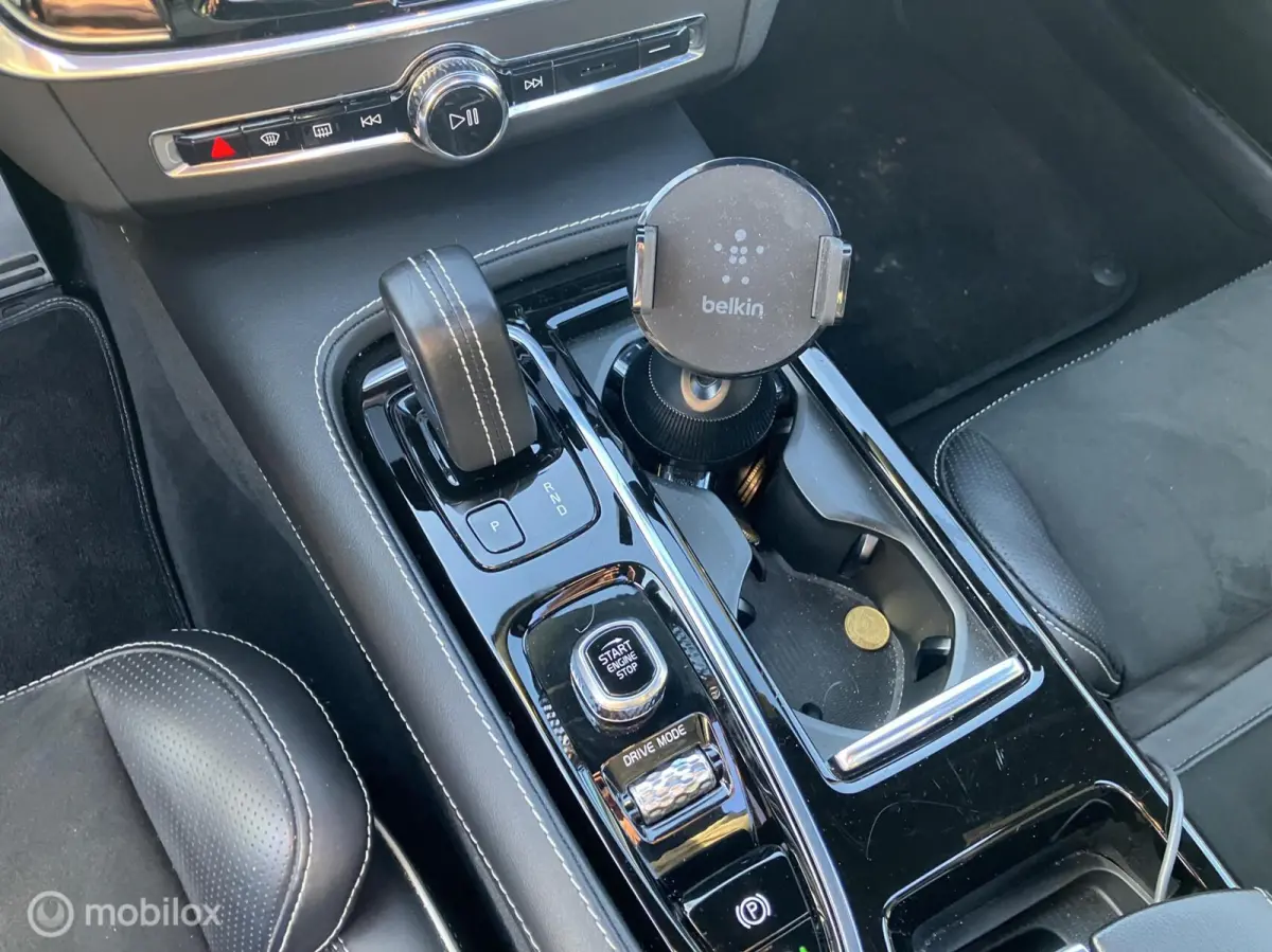 T6 AWD R-Design Led/Luchtvering/Harman Kardon/Pano