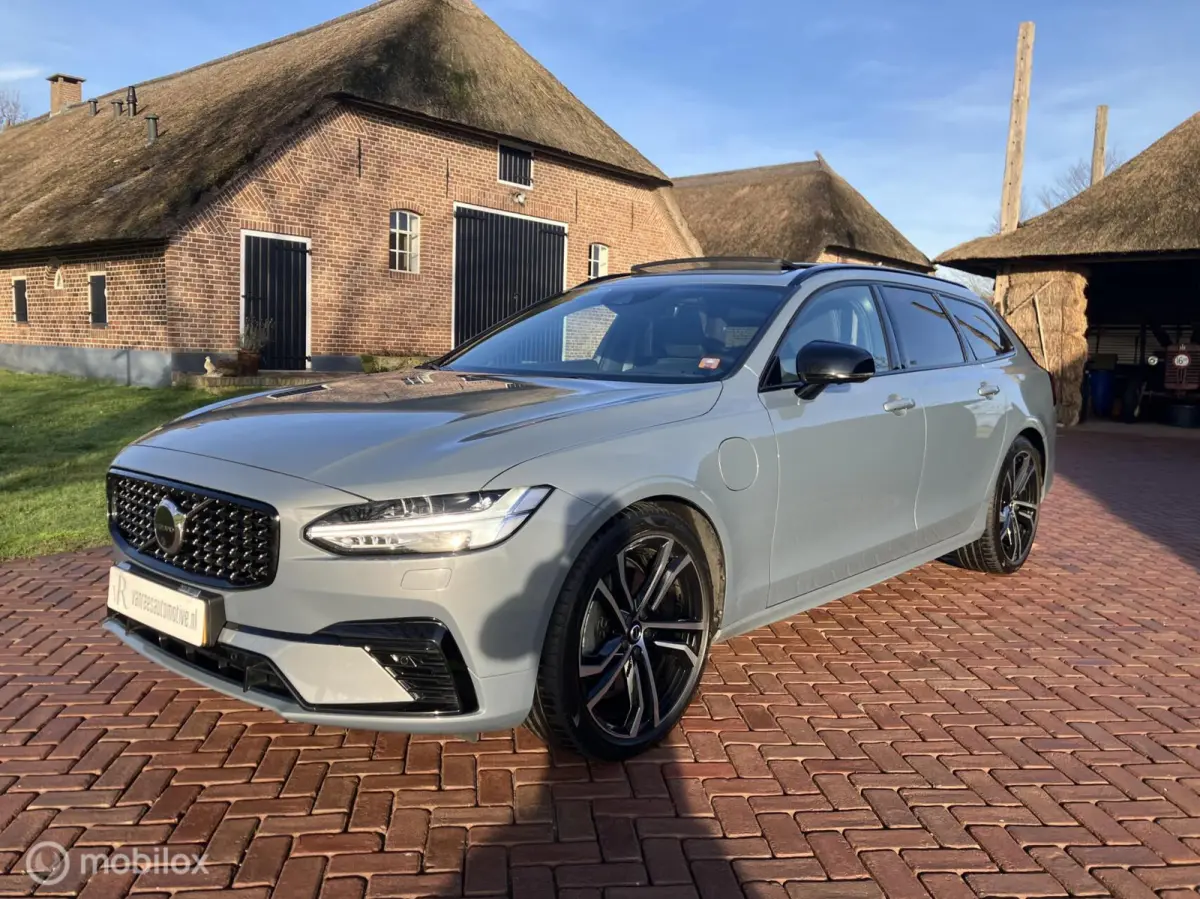 T6 AWD R-Design Led/Luchtvering/Harman Kardon/Pano