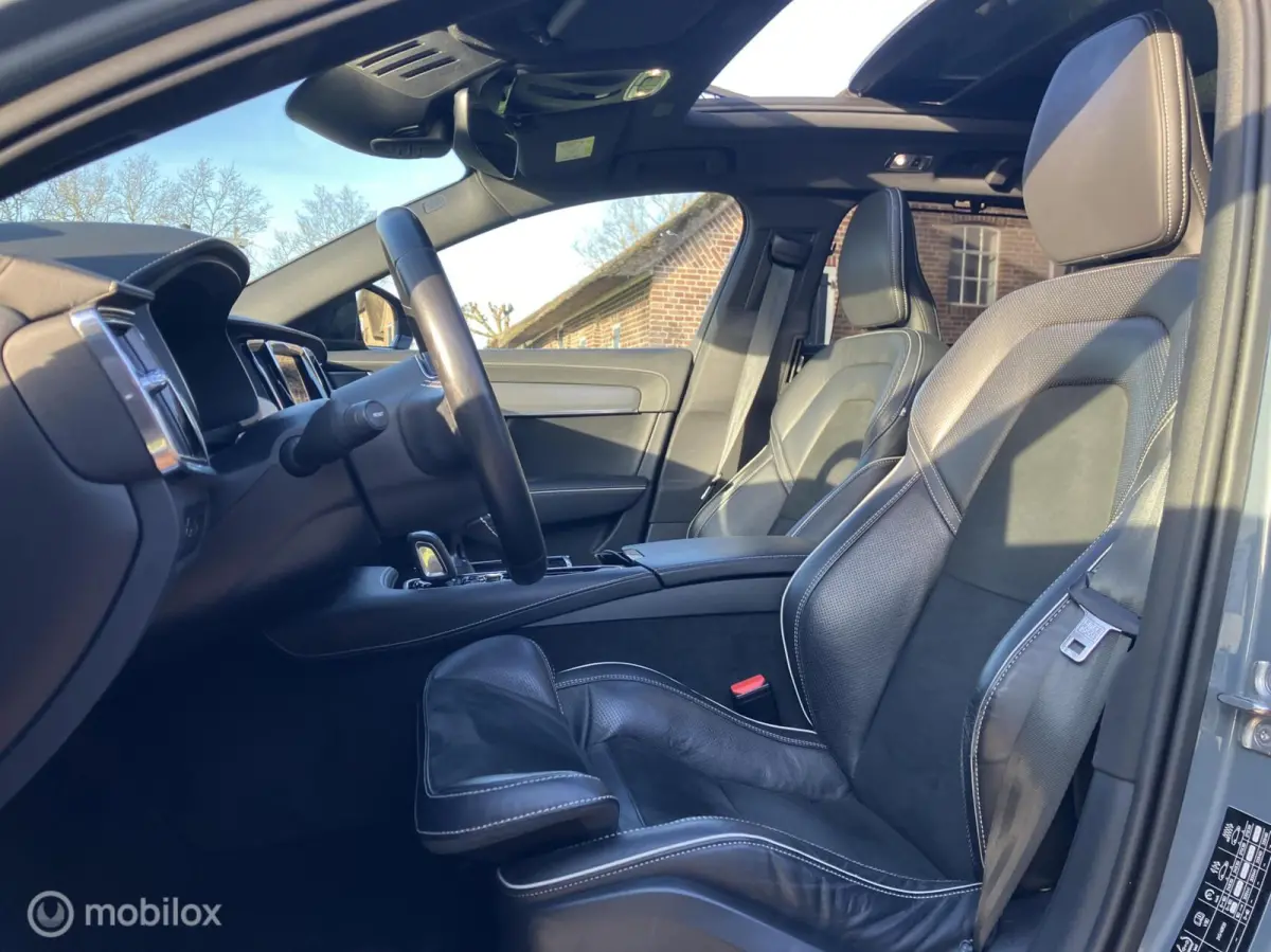 T6 AWD R-Design Led/Luchtvering/Harman Kardon/Pano