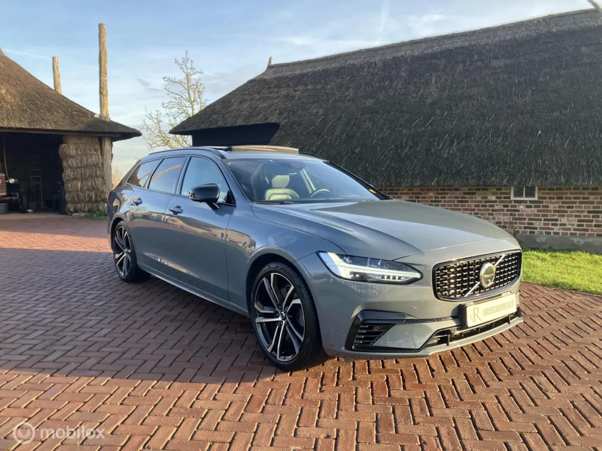 T6 AWD R-Design Led/Luchtvering/Harman Kardon/Pano