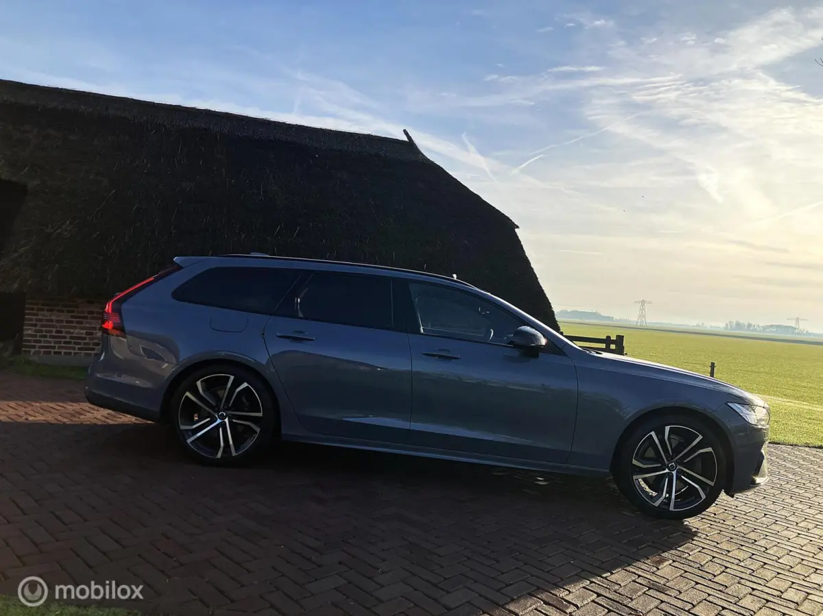 T6 AWD R-Design Led/Luchtvering/Harman Kardon/Pano