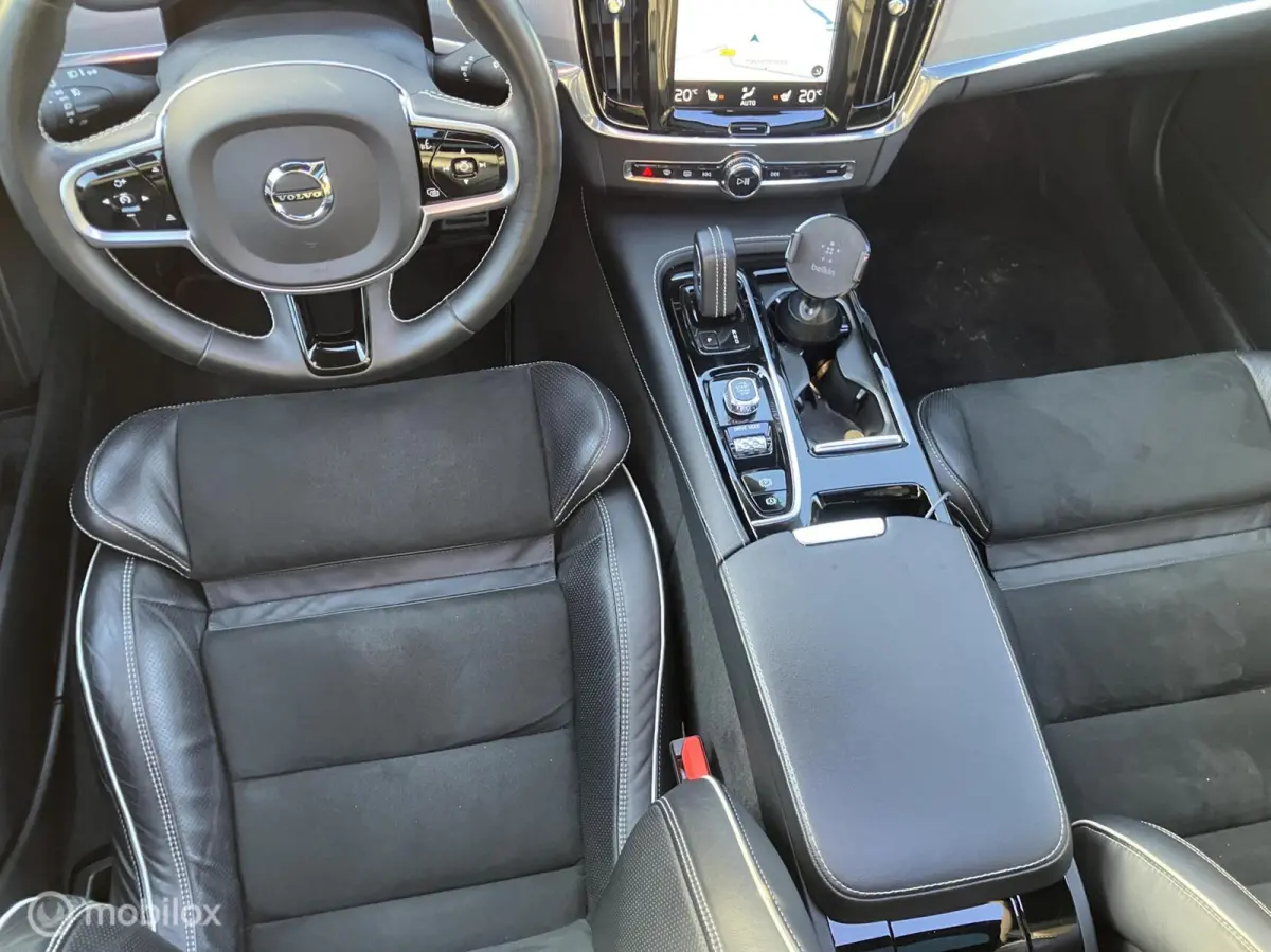 T6 AWD R-Design Led/Luchtvering/Harman Kardon/Pano