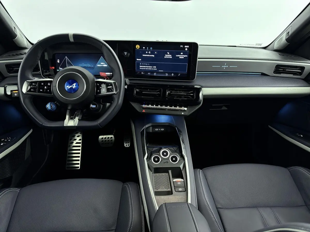 GTS 52 kWh 220PK | Devialet | Alpine Telemetrics |