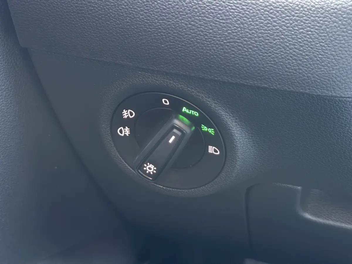 1.0 TSI Style | Keyless | Apple carplay | Stoelverwarming