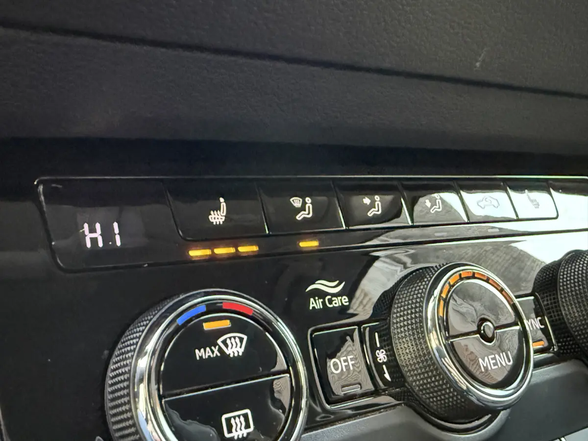 1.0 TSI Style | Keyless | Apple carplay | Stoelverwarming