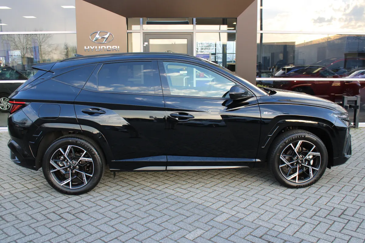 1.6 T-GDI PHEV N Line Business | DEMO | N-Line interieur | Stoel en stuurwiel verwarming | Parkeersensoren voor en achter | | Achteruitrijcamera | Bestuurdersstoel in hoogte verstelbaar | Bo