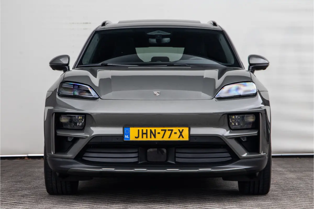 Turbo Off-Road Design, Massage, Pano, Luchtvering VOL
