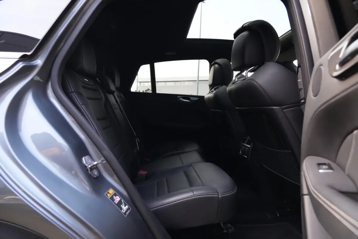 AMG 63 S 4MATIC | 585PK | Pano | 360° | Trekhaak | Leder | 22" | Mercedes-Benz GLE Coupé AMG 63 S 4MATIC 585 PK met 5.5 V8 benzinemotor, panoramadak, 360° camera, elektrisch uitklapbare t