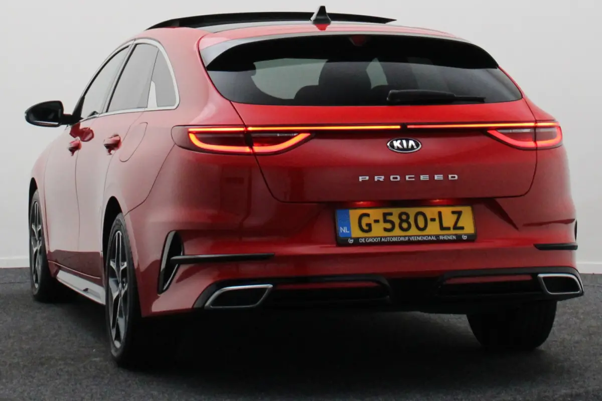 1.0 T-GDI GT-Line Panoramadak, Camera, Cruise, Apple Carplay, Verwarmd Stuurwiel, 17''