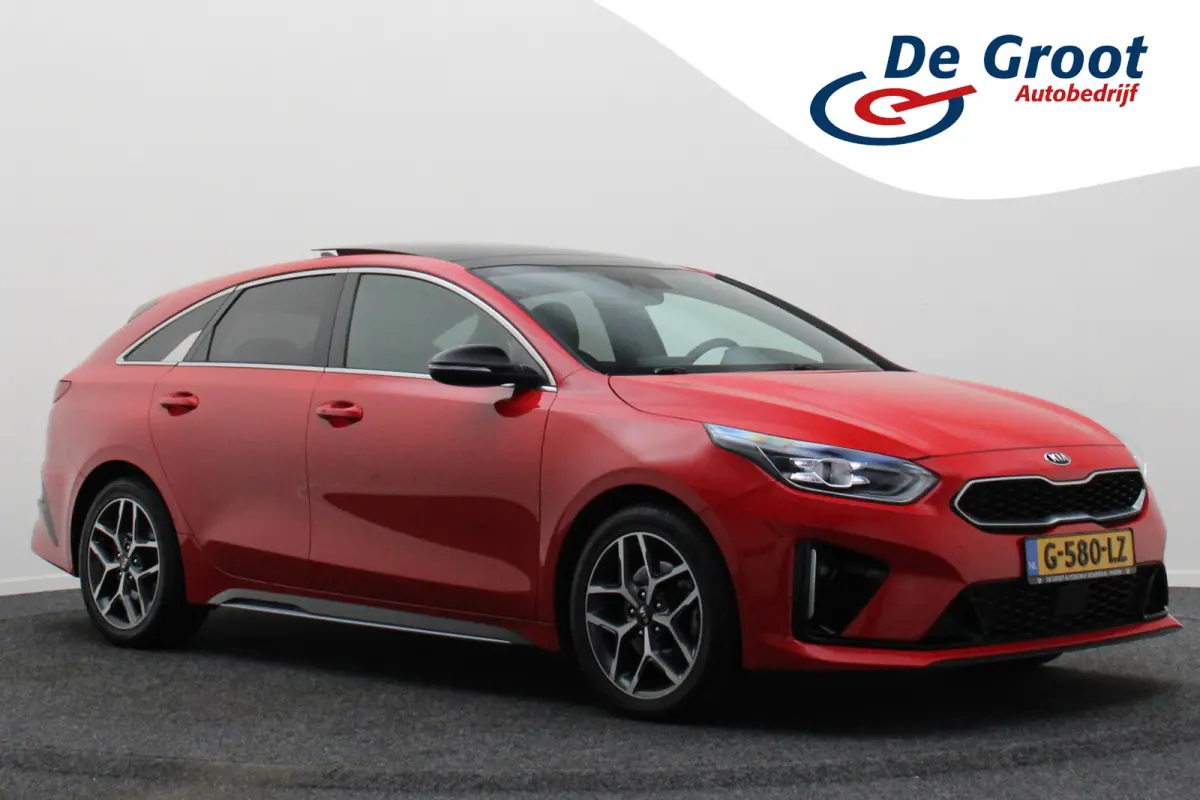 1.0 T-GDI GT-Line Panoramadak, Camera, Cruise, Apple Carplay, Verwarmd Stuurwiel, 17''