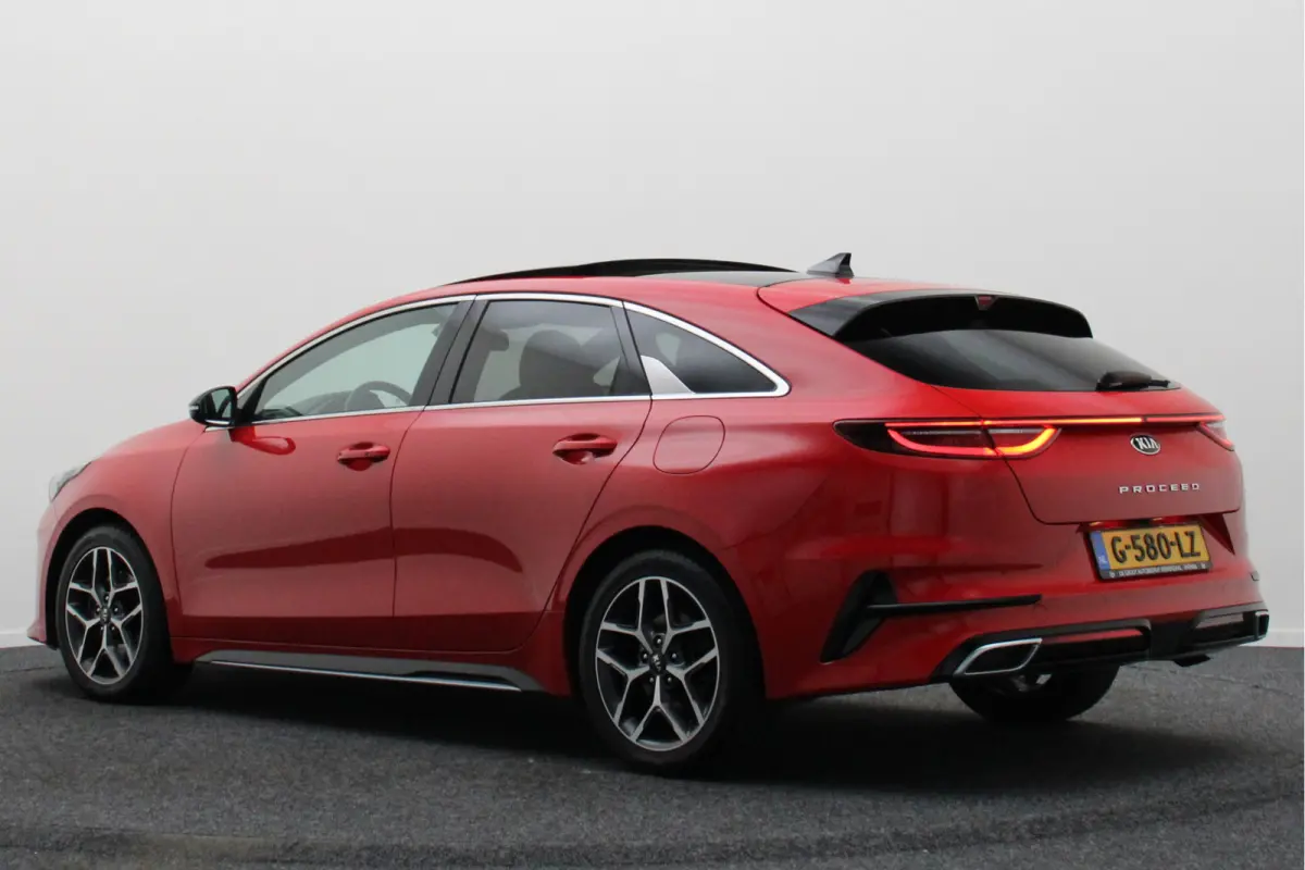 1.0 T-GDI GT-Line Panoramadak, Camera, Cruise, Apple Carplay, Verwarmd Stuurwiel, 17''